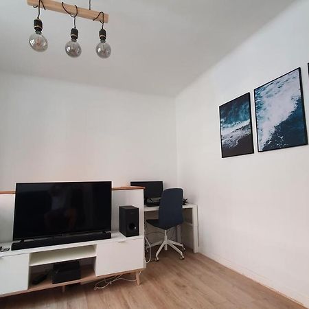 Joli T2- Centre Ville - Parking Gratuit - Wifi Dunkirk Exterior photo
